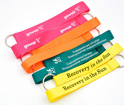 Film adhésif pour meubles et murs